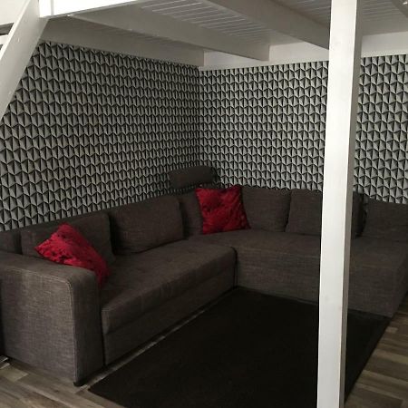 Kalman Apartman Budapest Exteriör bild